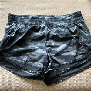 Athleta Women's Black and Gray Camo Running Shorts